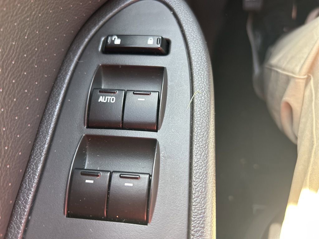 Used 2007 Ford Freestyle Limited image 18