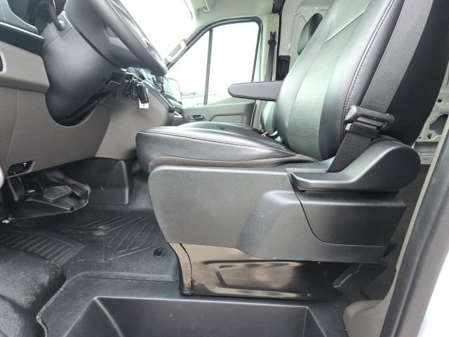 Used 2025 Ford Transit 250 148 High Roof Extended RWD image 16
