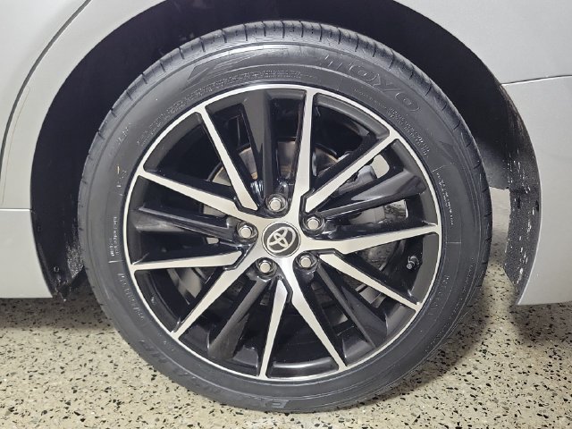 Used 2024 Toyota Camry SE FWD image 8