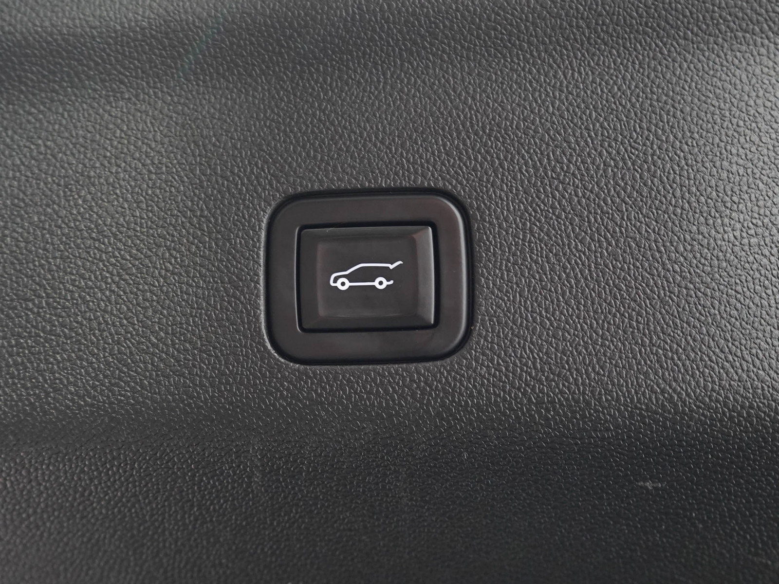 Used 2021 GMC Yukon AT4 w/ AT4 Premium Plus Package AWD/4WD image 11