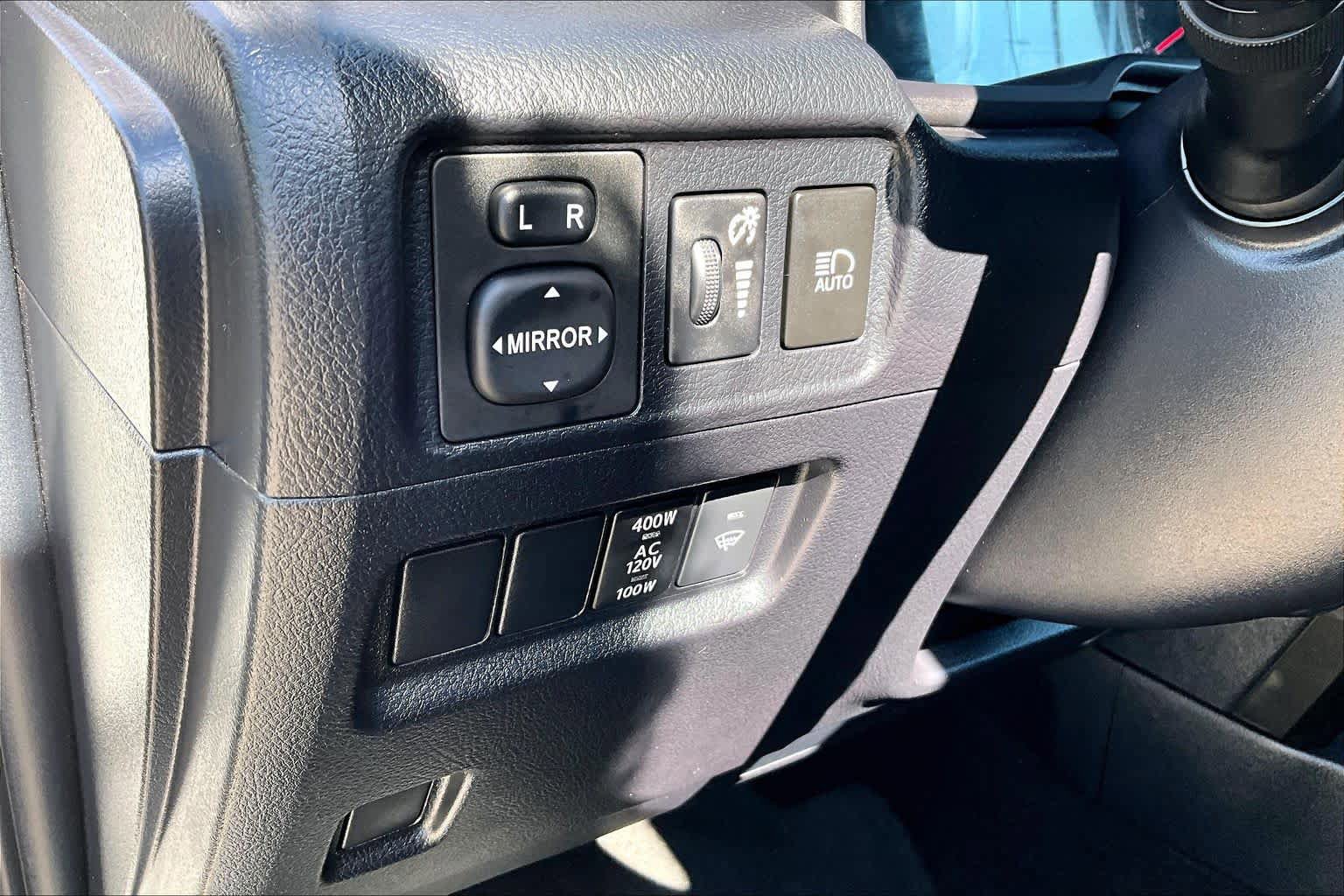 Certified 2022 Toyota 4Runner TRD Off-Road Premium AWD/4WD image 32
