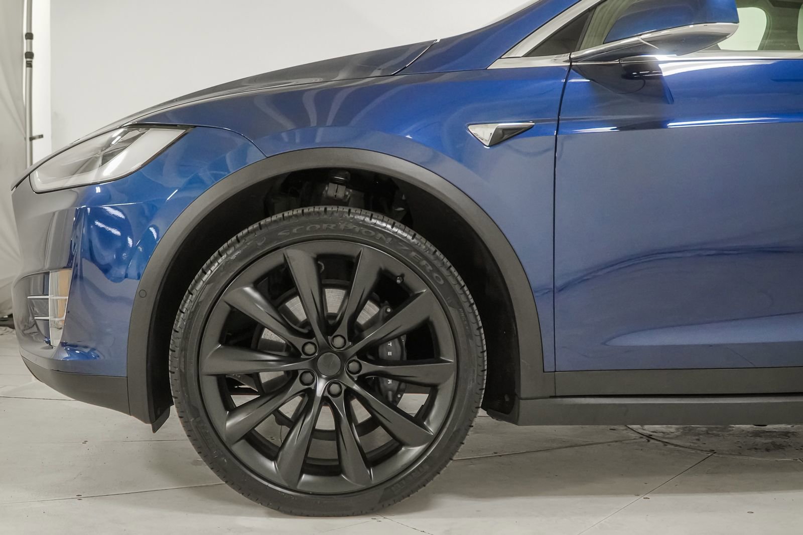 Used 2021 Tesla Model X Long Range image 21