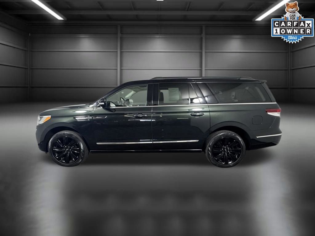 Used 2023 Lincoln Navigator L Black Label AWD/4WD image 3