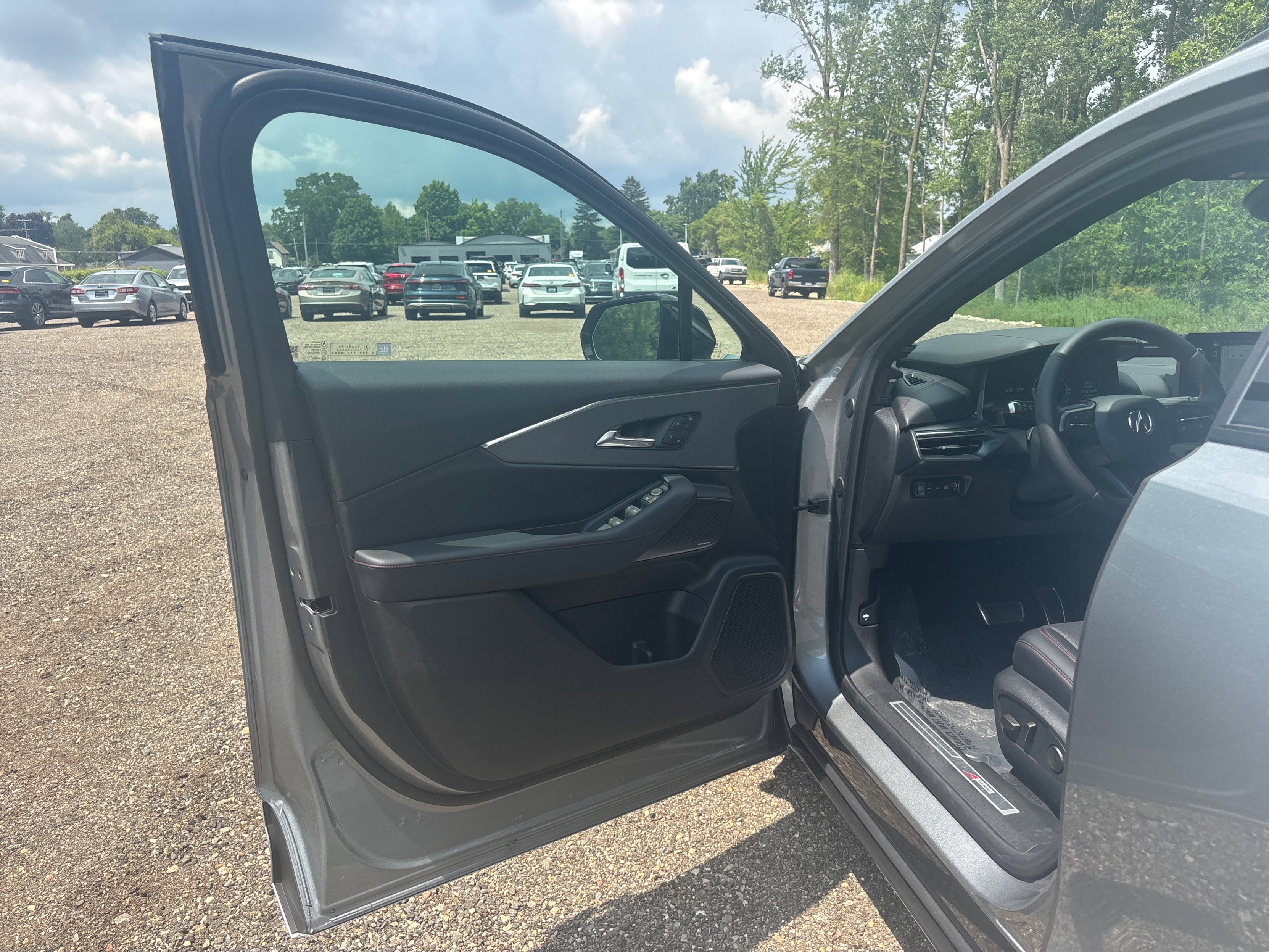 Used 2024 Acura ZDX A-Spec image 23