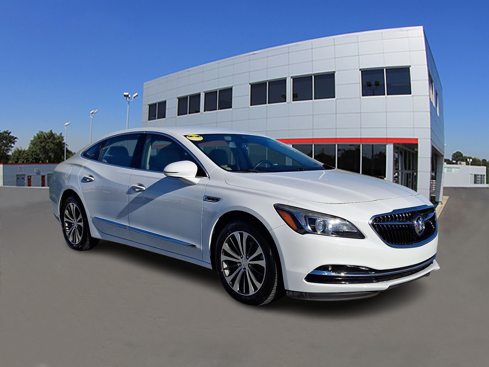 Used 2017 Buick LaCrosse Preferred FWD image 1