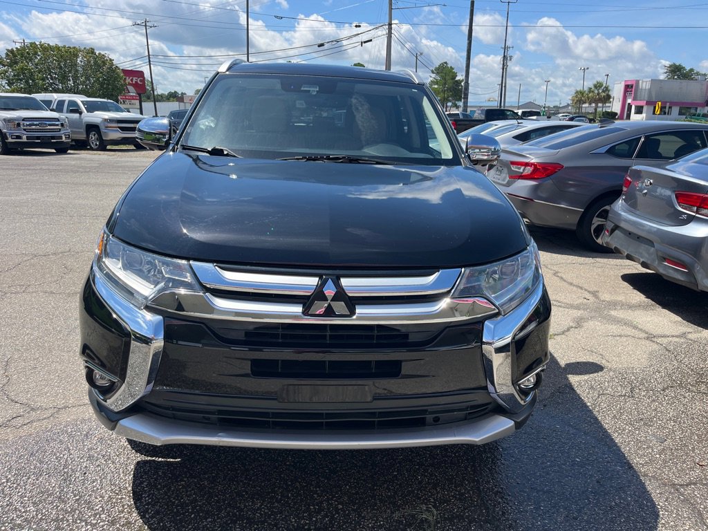 Used 2018 Mitsubishi Outlander SE image 5