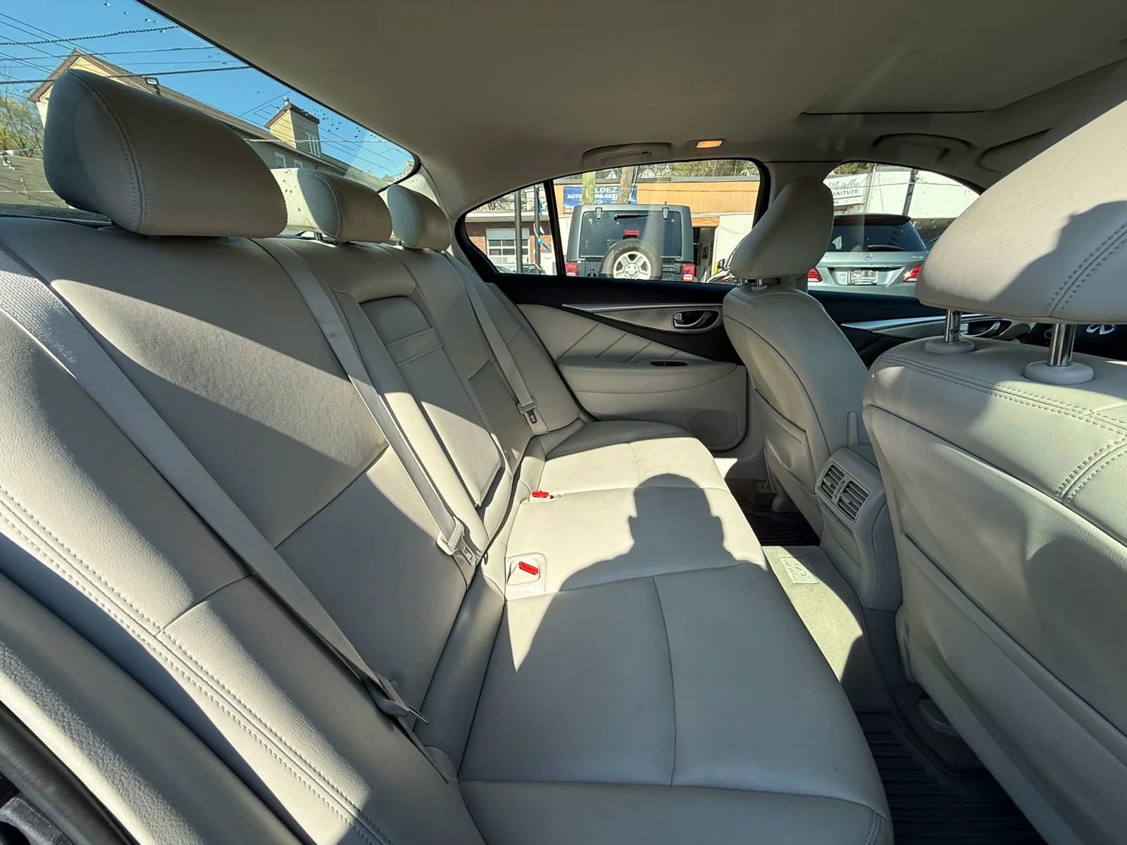 Used 2014 INFINITI Q50 2.0t w/ Moonroof Package AWD/4WD image 45