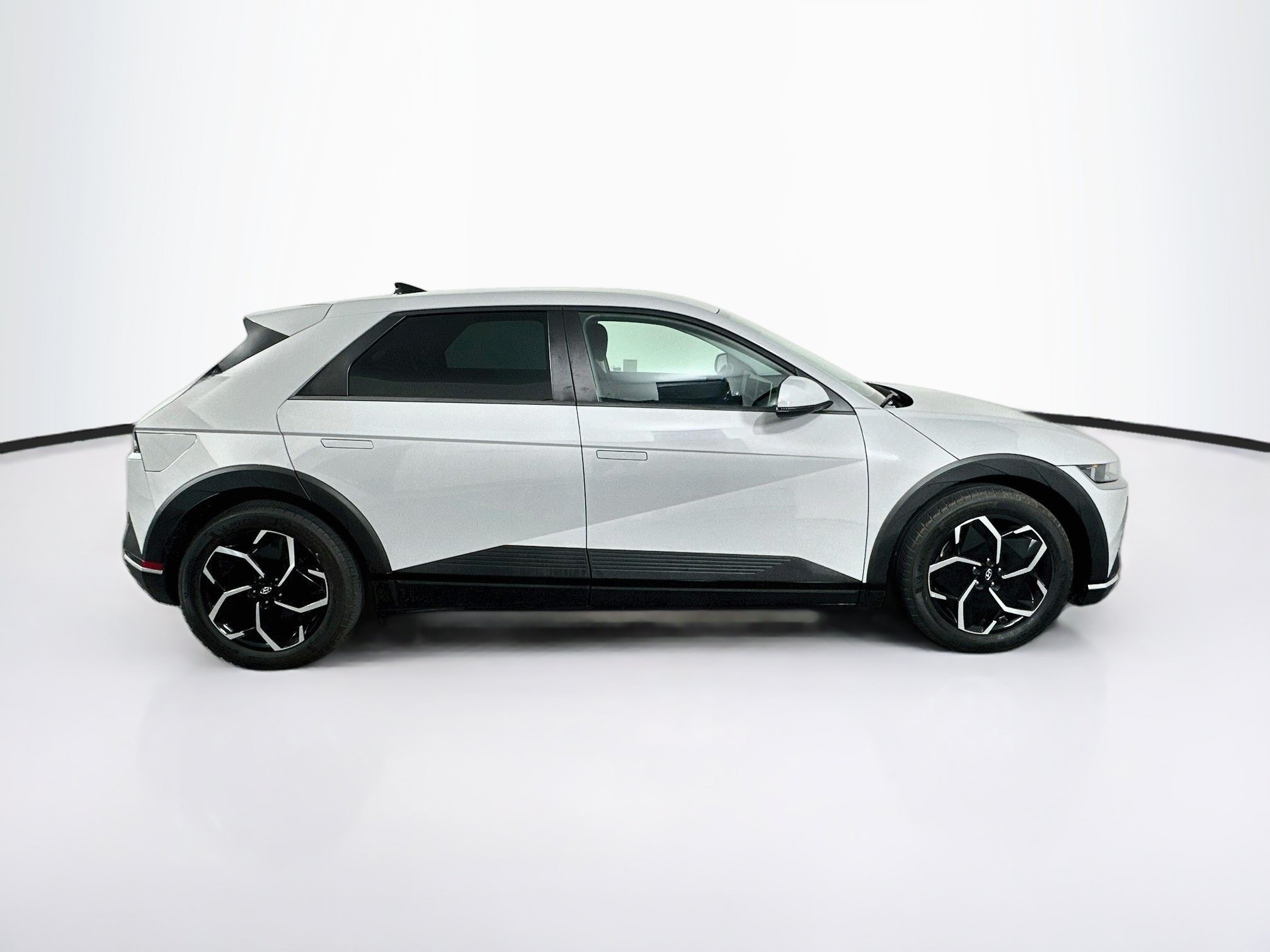 Used 2024 Hyundai Ioniq 5 SEL RWD image 10