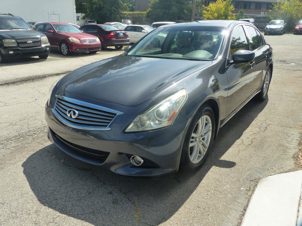 Used 2012 INFINITI G37 Journey w/ Premium Pkg RWD image 2