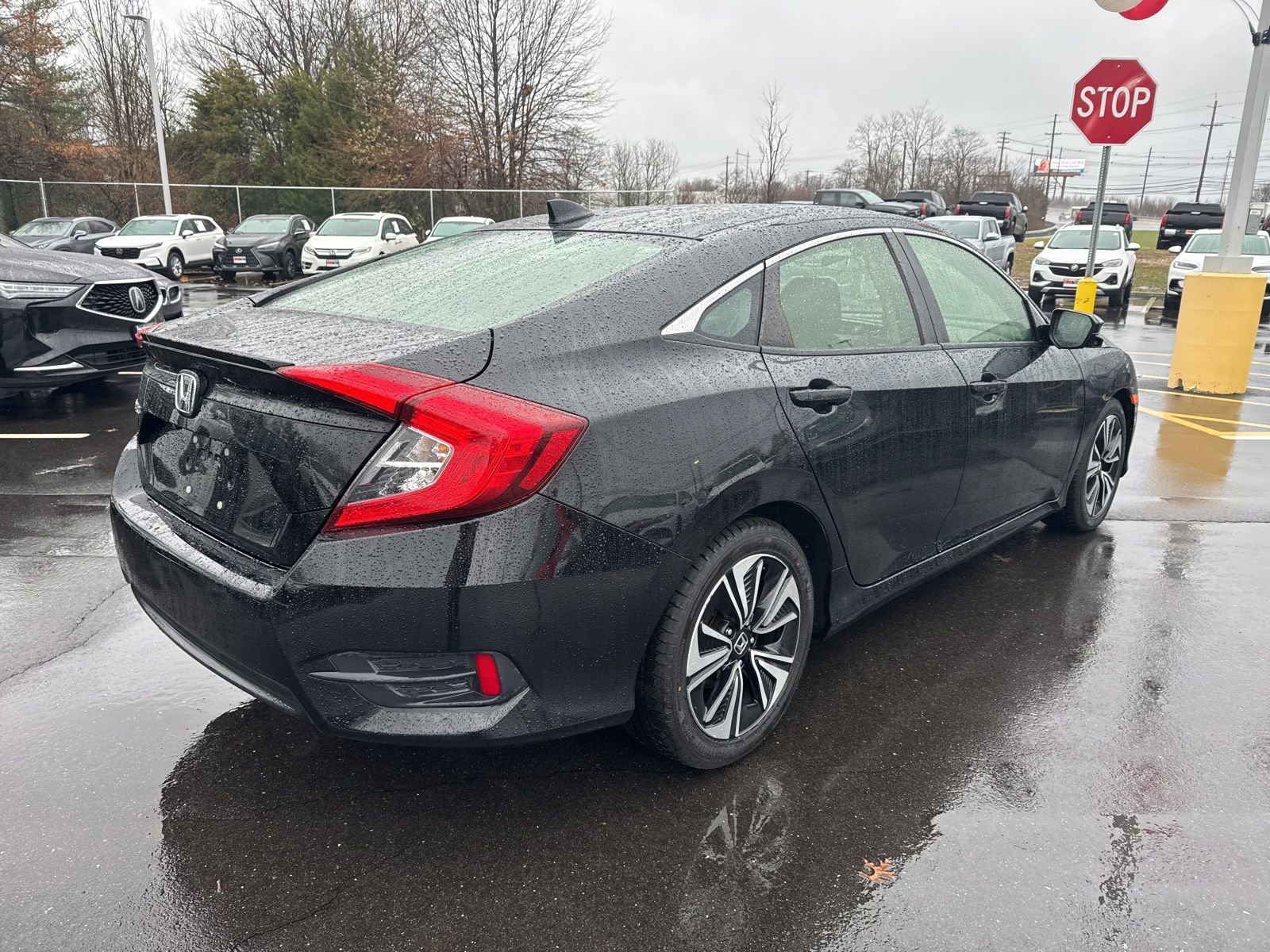 Used 2018 Honda Civic EX-T image 5