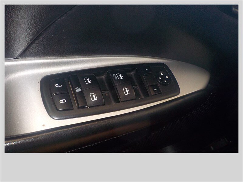 Used 2015 Dodge Journey SXT w/ Flexible Seating Group FWD image 21