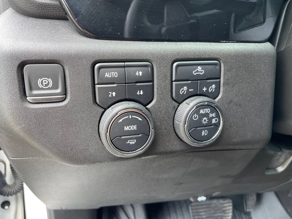 Used 2024 Chevrolet Silverado 1500 RST w/ Convenience Package II AWD/4WD image 17