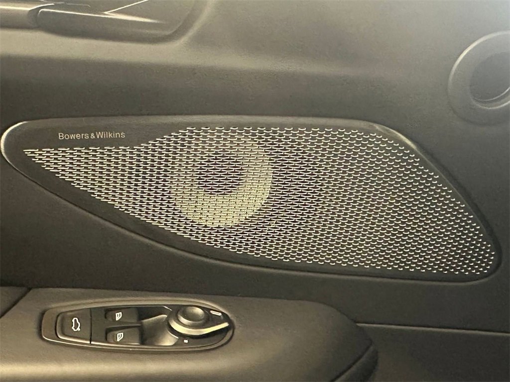 New 2026 Aston Martin V8 Vantage Convertible image 14