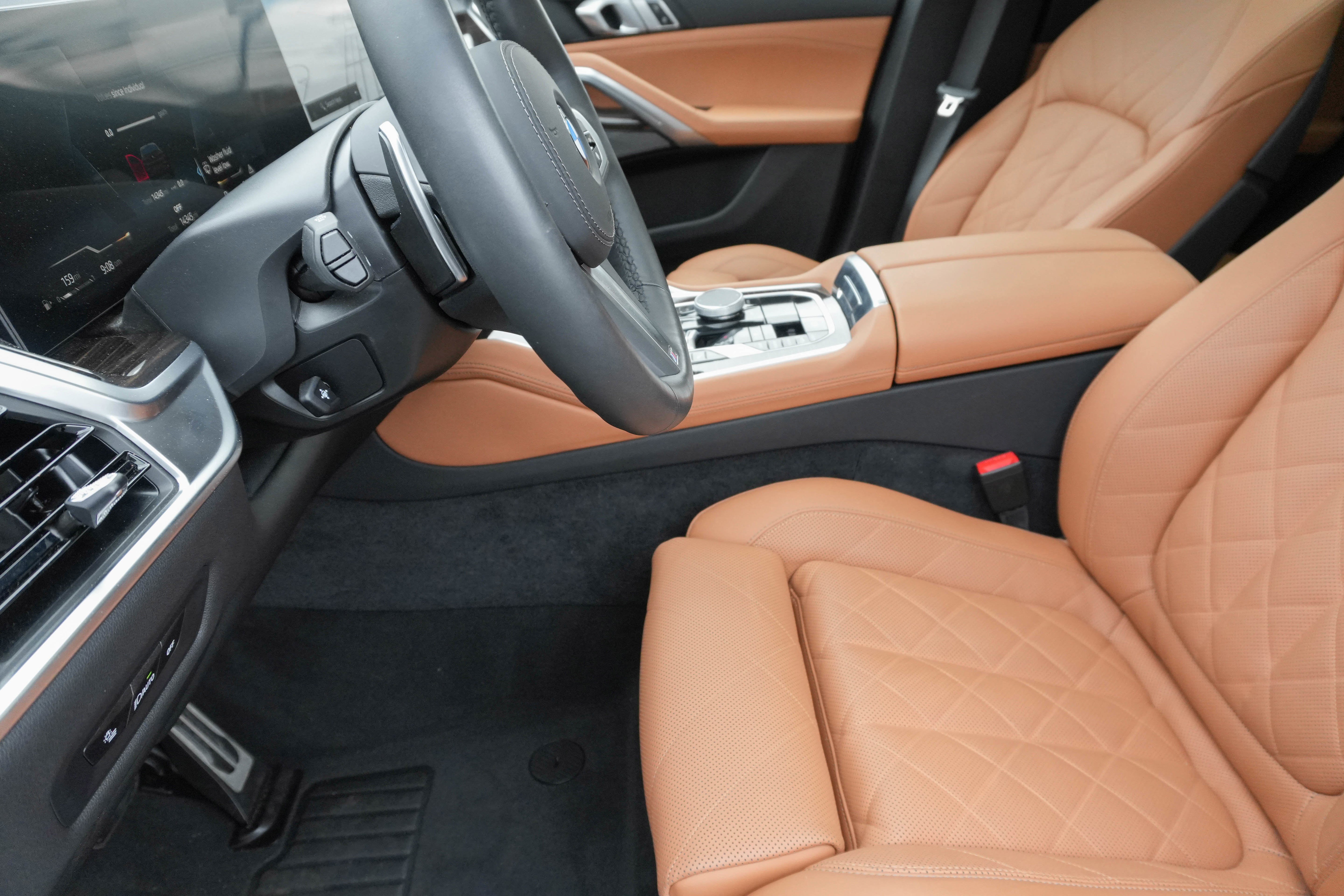 Certified 2026 BMW X6 xDrive40i AWD/4WD image 12