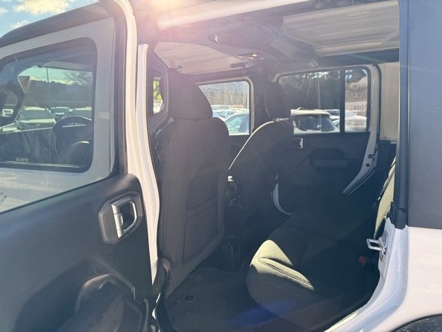 Used 2023 Jeep Wrangler Willys image 17
