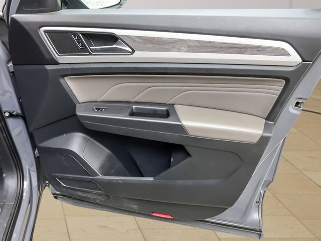 Used 2021 Volkswagen Atlas Cross Sport SE w/ Panoramic Sunroof Package AWD/4WD image 26