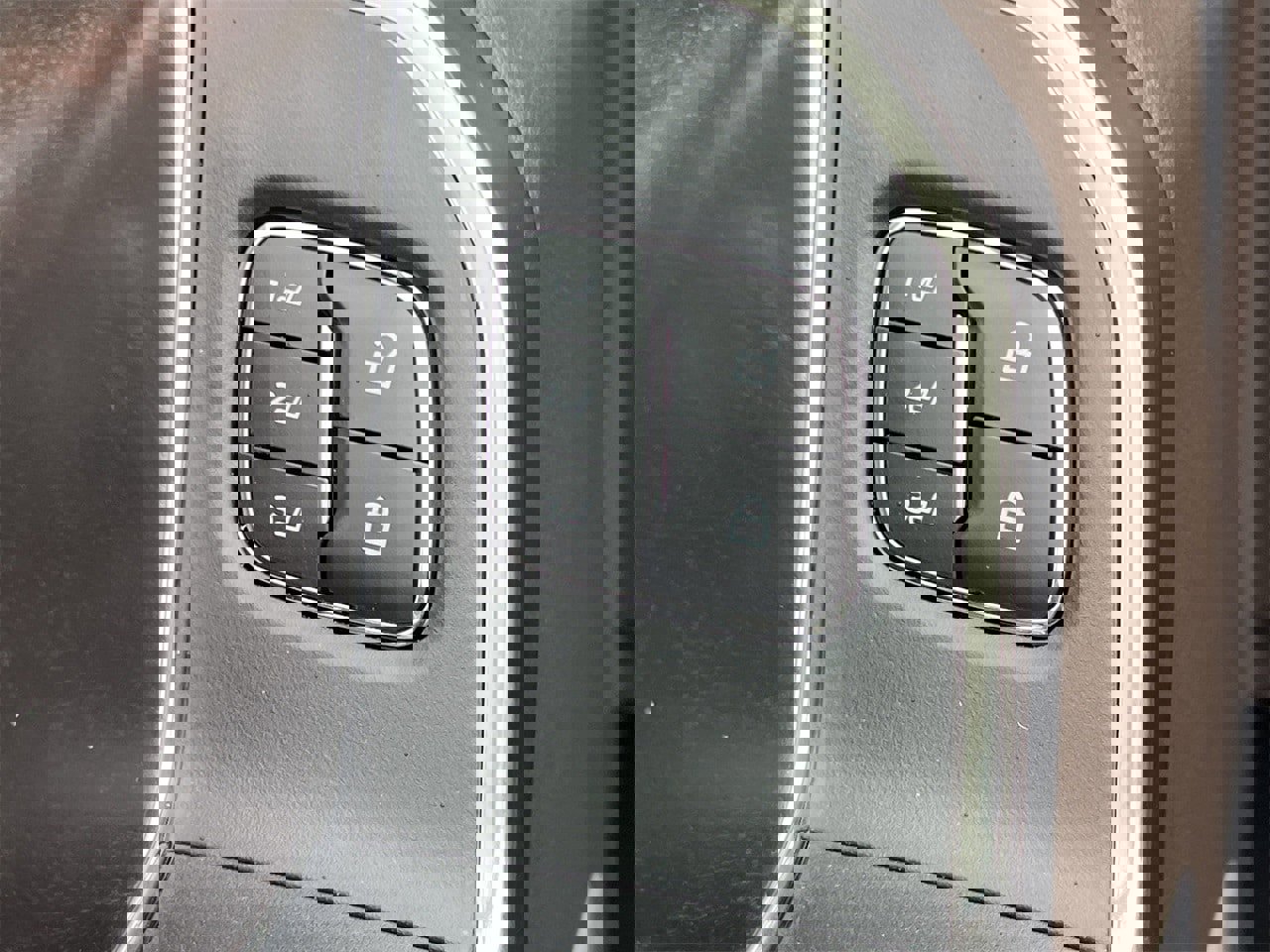 New 2025 Ford F250 King Ranch w/ Chrome Package image 23