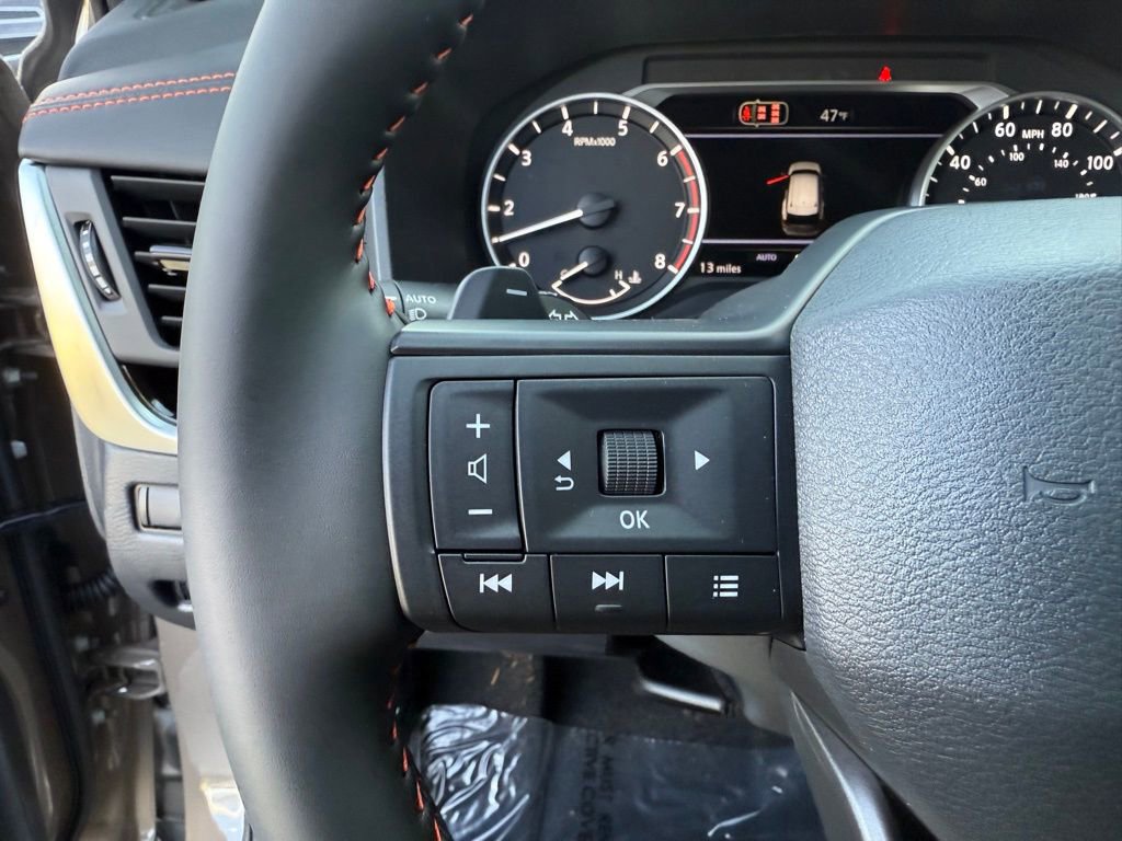 Certified 2026 Nissan Rogue SV image 31