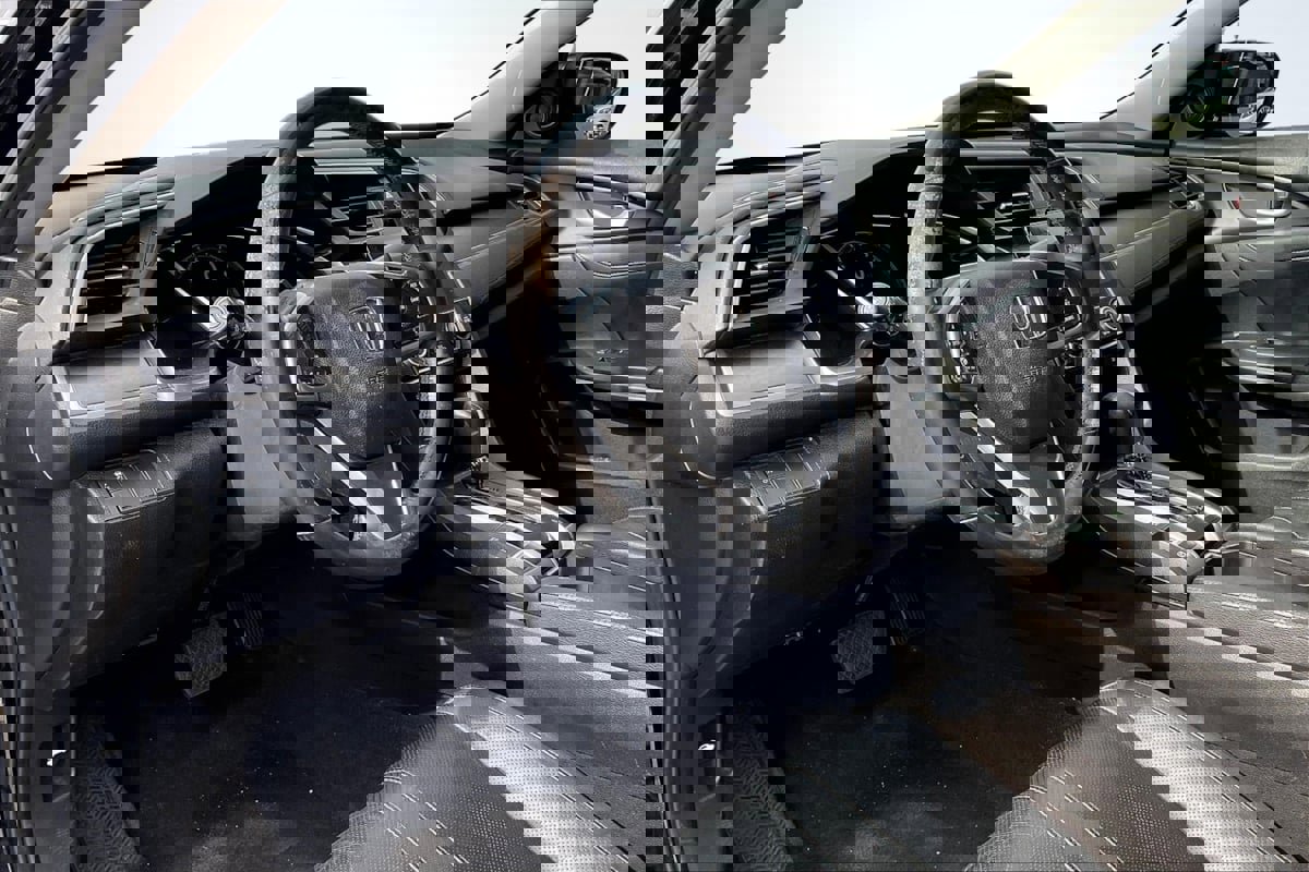 Used 2018 Honda Civic EX-L image 14