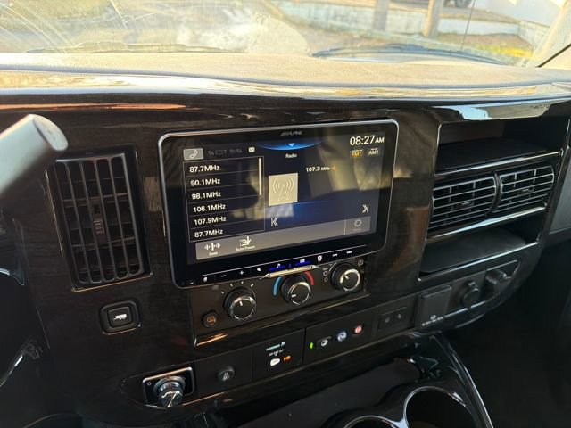 New 2025 Chevrolet Express 2500 Work Van 3D Extended Cargo Van w/ Driver Convenience Package image 30