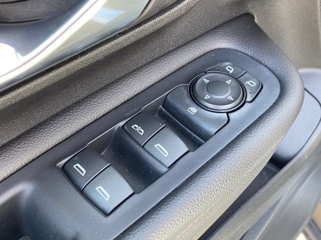 Used 2020 GMC Terrain SLE w/ Driver Convenience Package FWD image 18