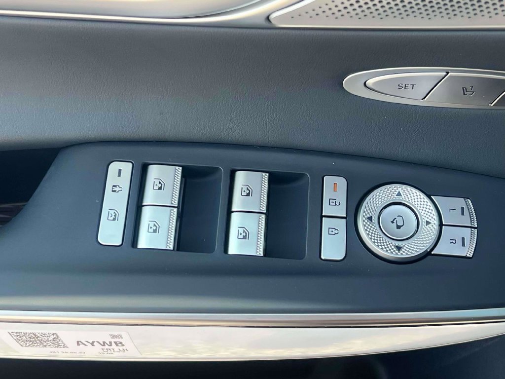 New 2027 Genesis GV70 3.5T Prestige AWD/4WD image 12