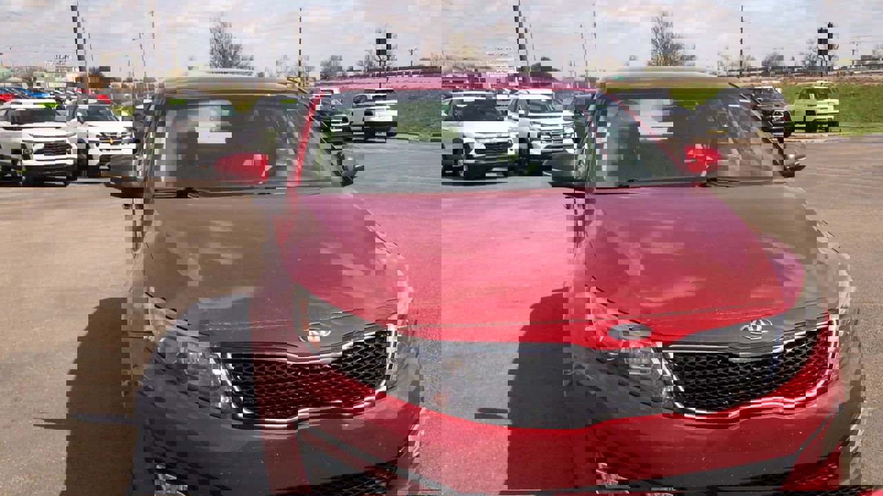 Used 2015 Kia Optima LX w/ LX Convenience Package image 3