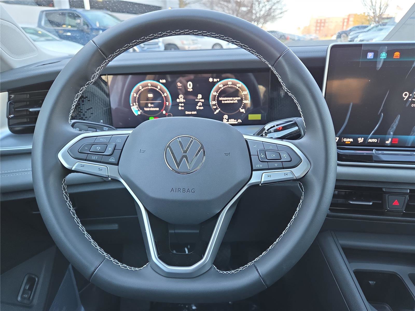 New 2026 Volkswagen Tiguan SE image 15