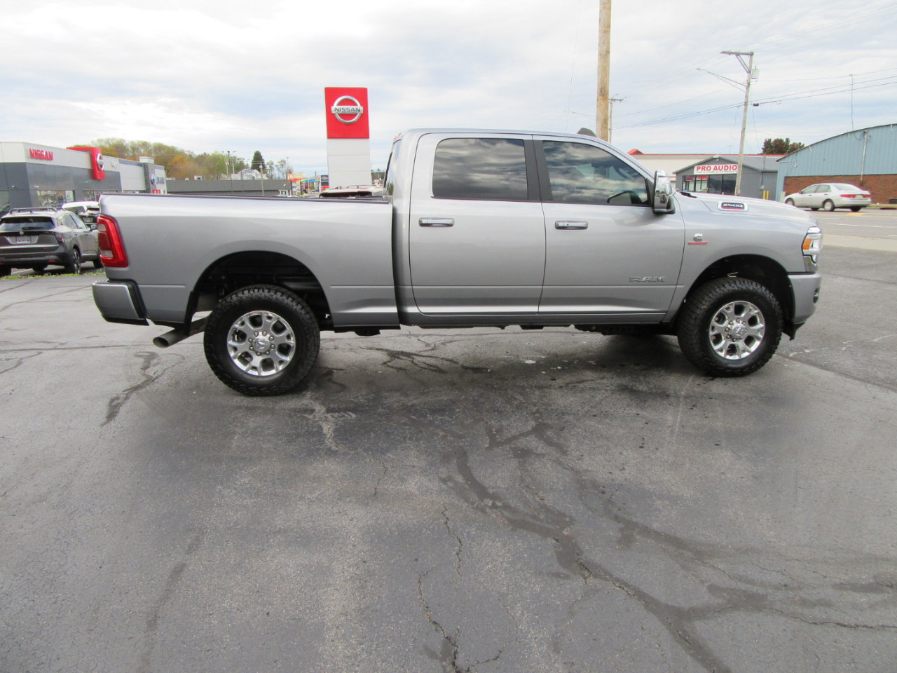 Used 2024 RAM 2500 Laramie image 14