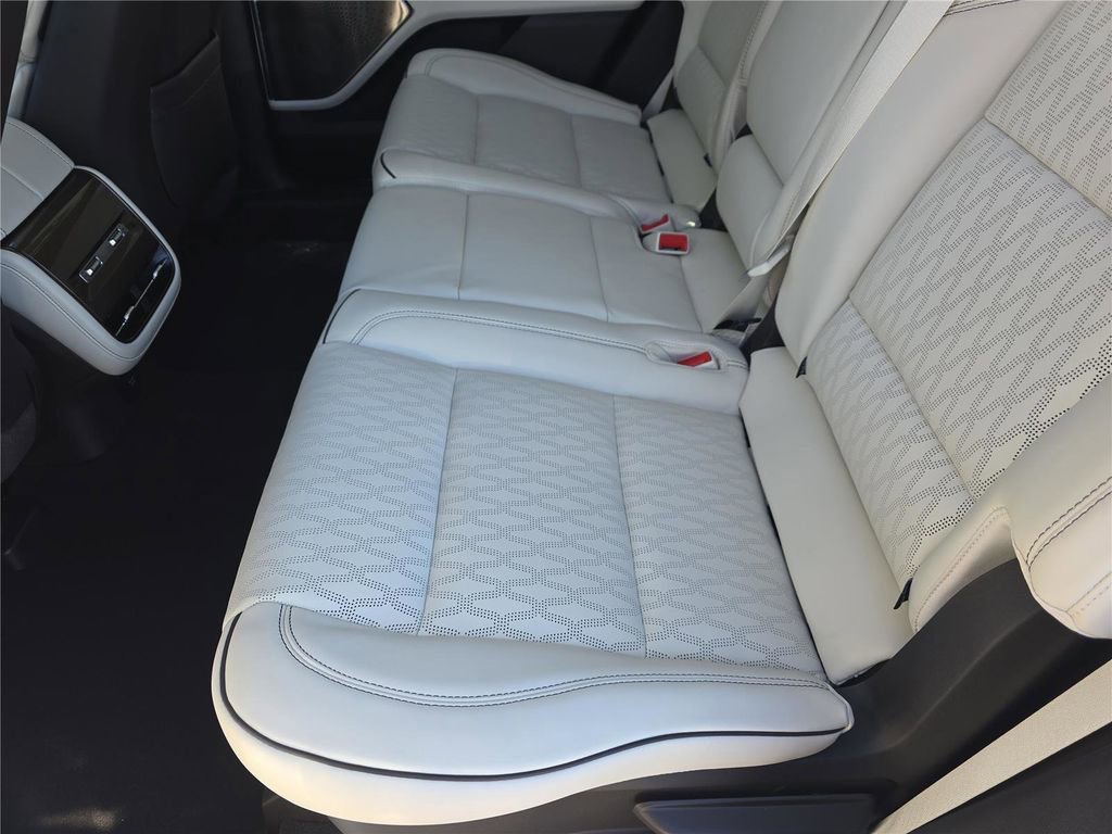 New 2026 Lincoln Nautilus Black Label image 11