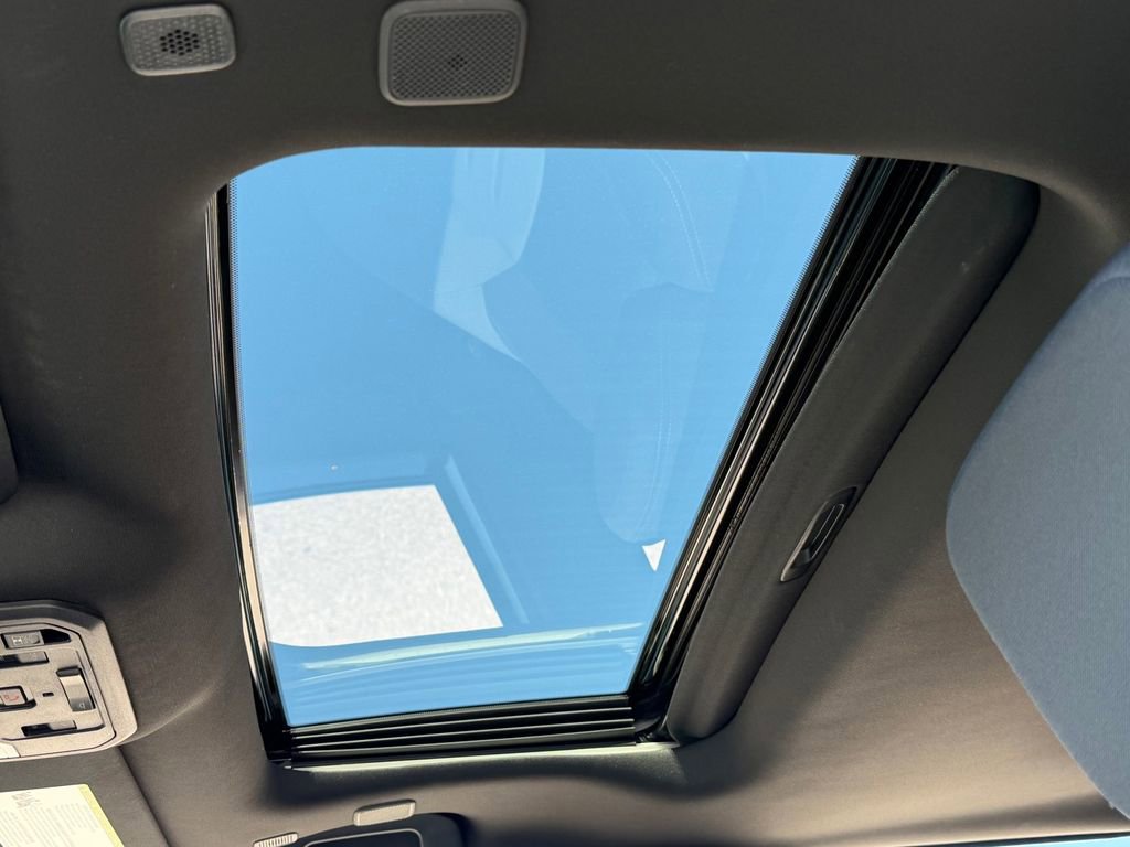 Used 2025 Toyota Tacoma TRD Off-Road w/ TRD Off Road Upgrade Package image 21