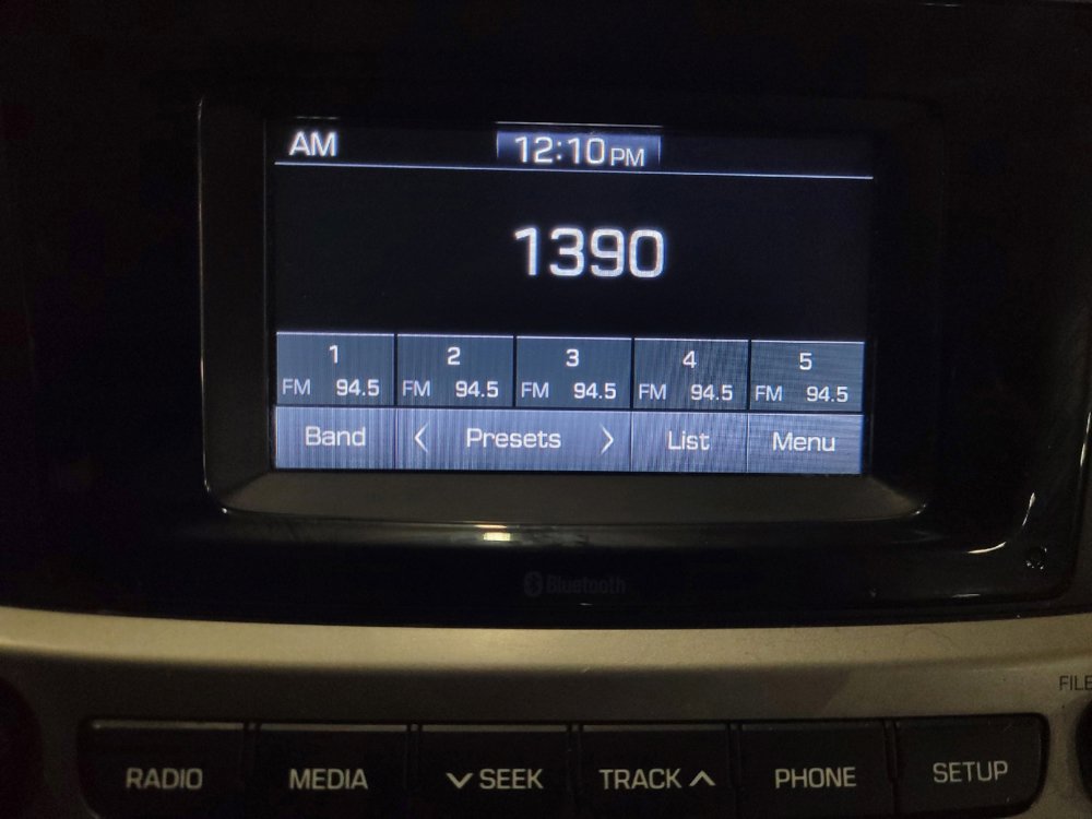 Used 2020 Hyundai Accent SE FWD image 25