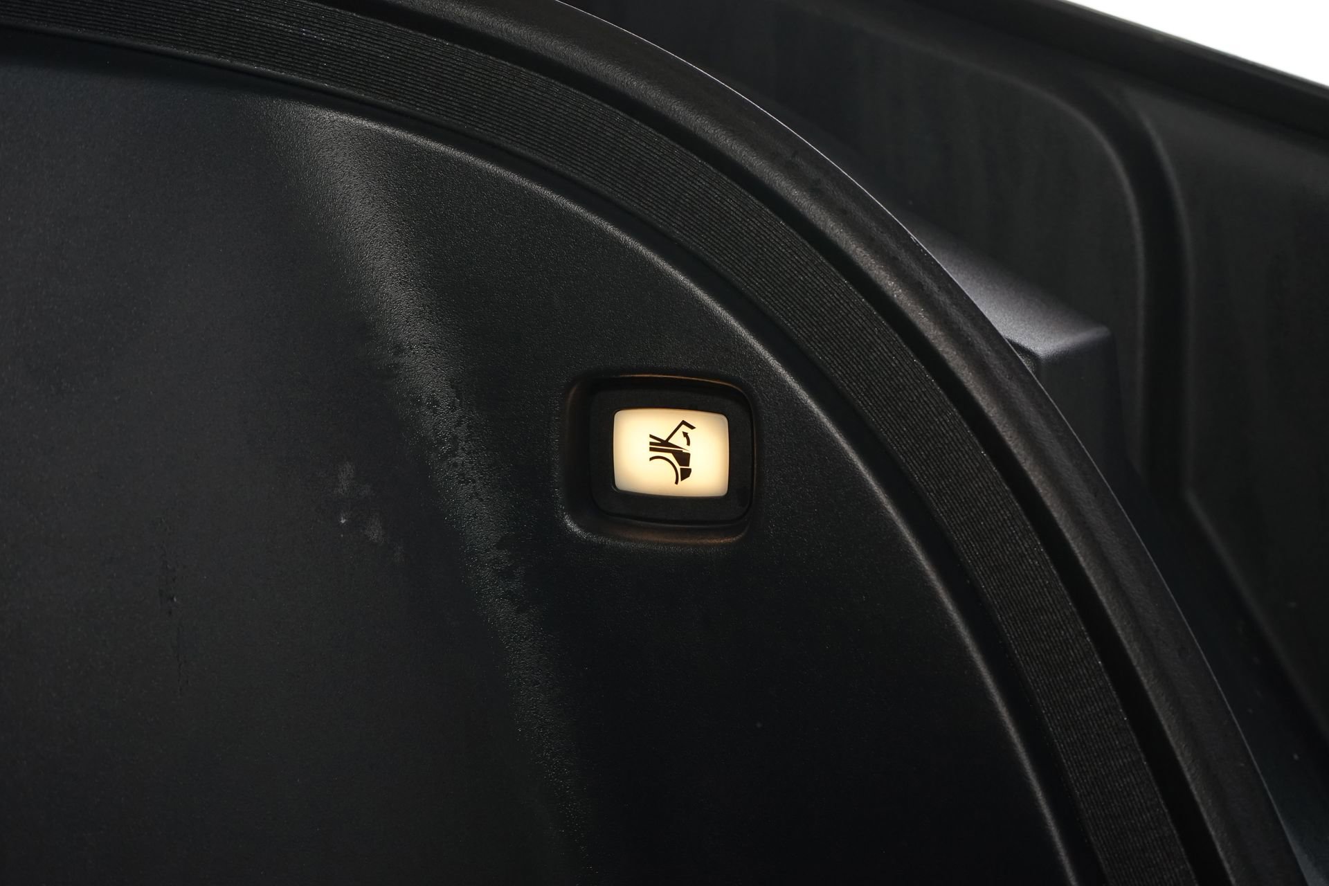Used 2024 Tesla Cybertruck AWD Crew Cab image 29