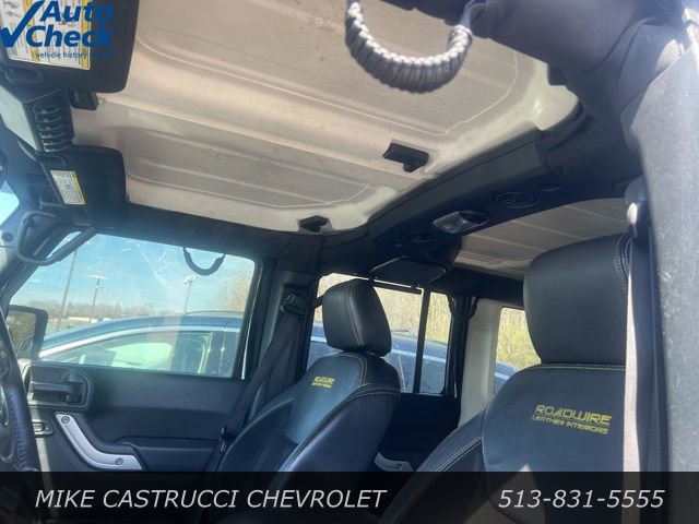 Used 2017 Jeep Wrangler Unlimited Rubicon w/ Dual Top Group image 5