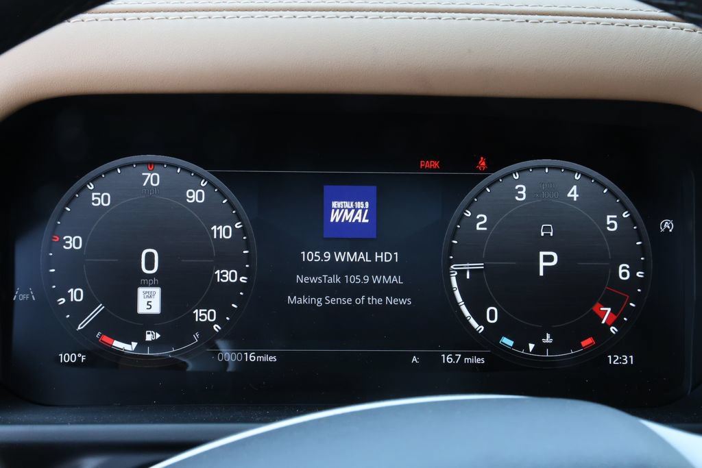 New 2026 Land Rover Defender 130 X-Dynamic SE AWD/4WD image 23