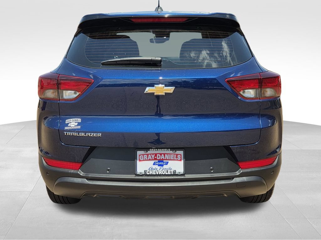 Used 2022 Chevrolet TrailBlazer LS FWD image 7