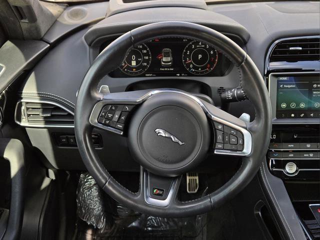 Used 2020 Jaguar F-PACE S image 27