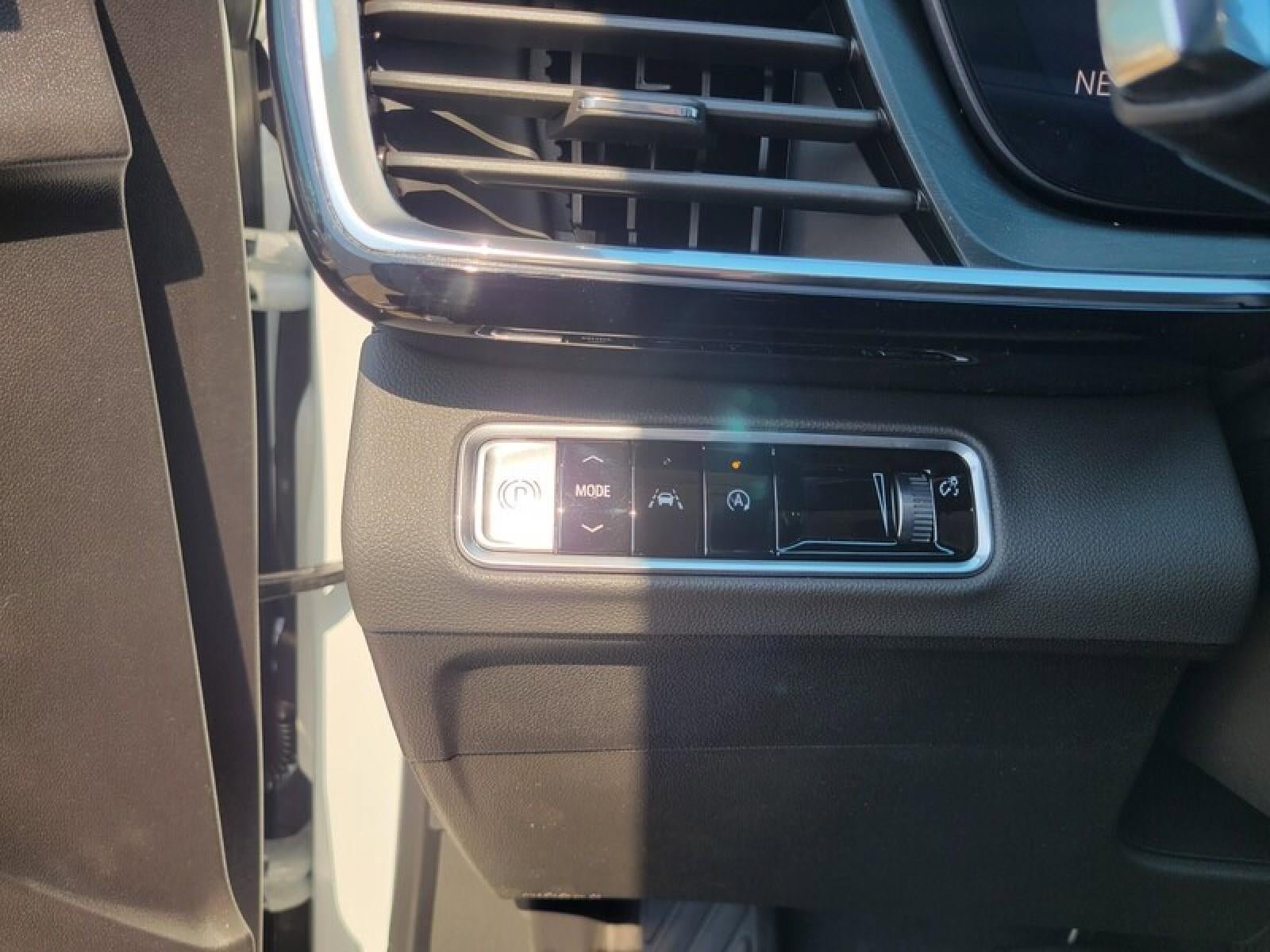New 2026 Buick Envision Preferred AWD/4WD image 13