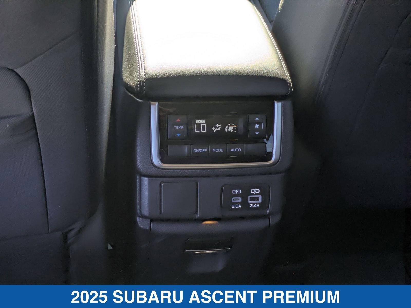 Certified 2025 Subaru Ascent Premium image 31