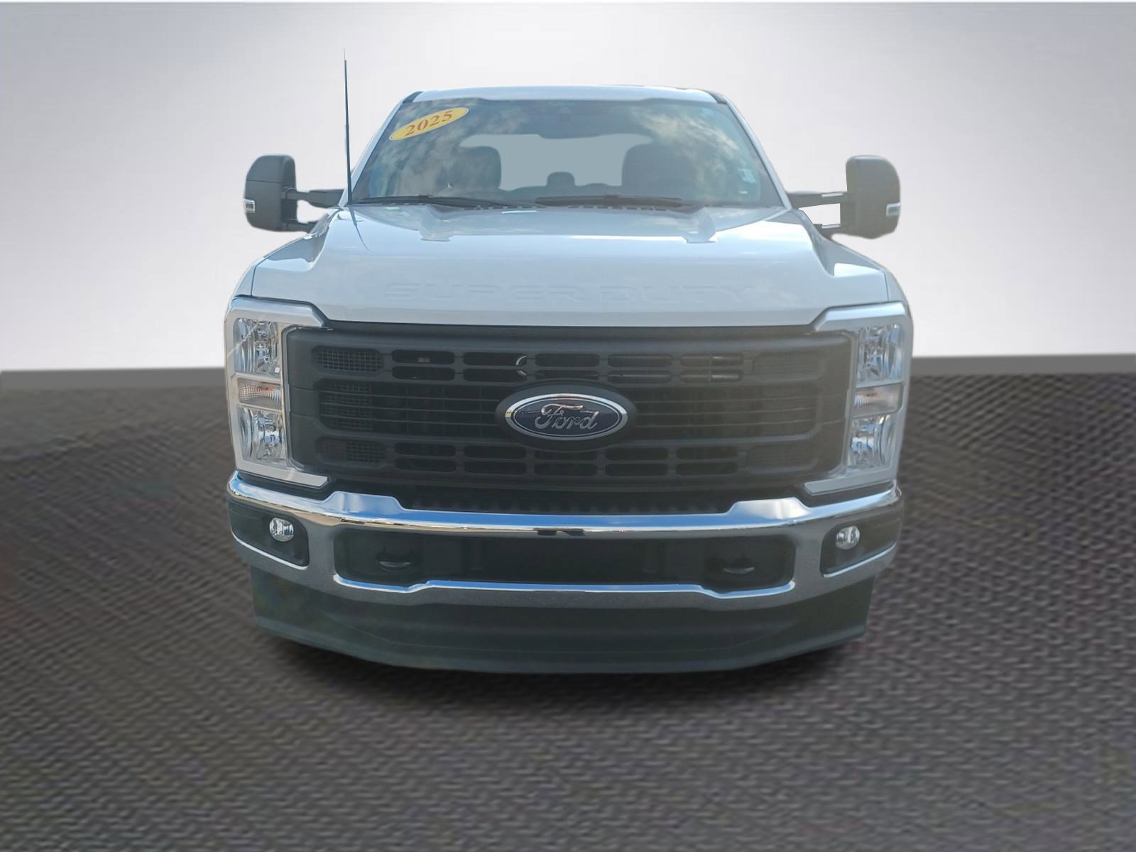 Used 2025 Ford F250 XL w/ XL Chrome Package image 3