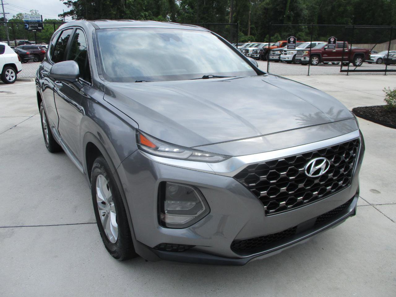 Used 2019 Hyundai Santa Fe SE FWD image 11