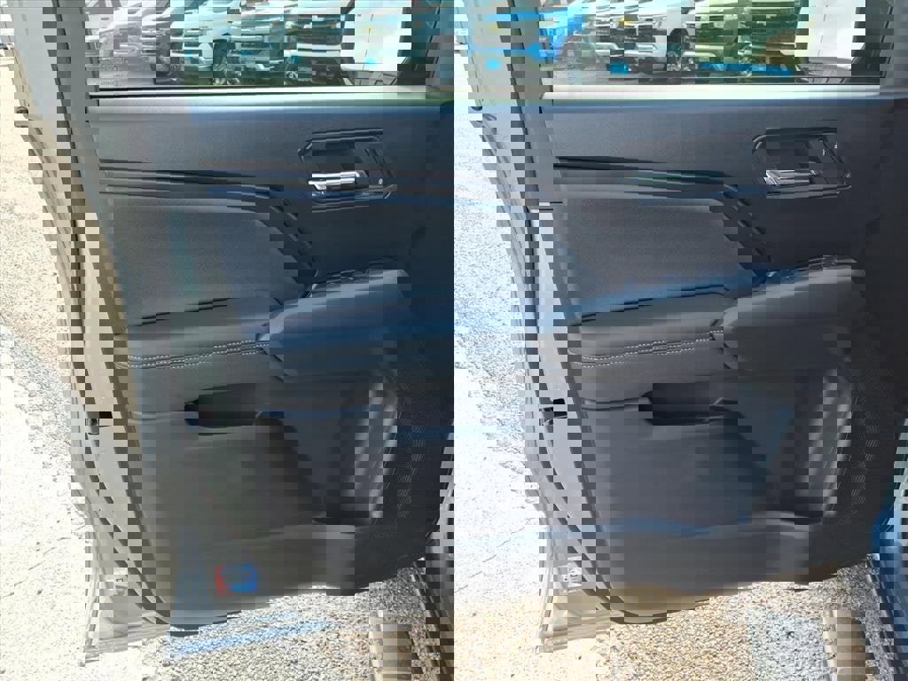 New 2026 Chevrolet Colorado LT image 18