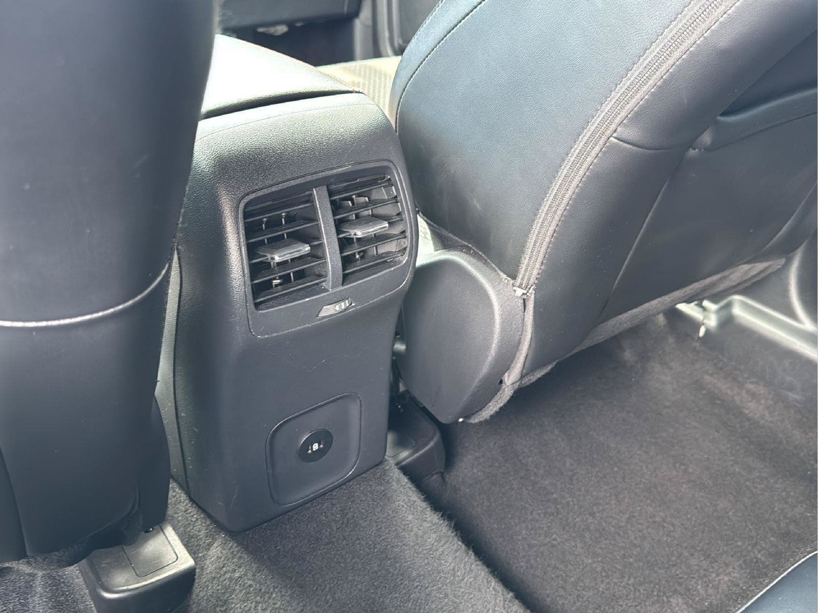 Used 2025 Ford Escape ST-Line FWD image 19