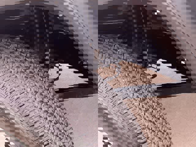 Used 2023 Jeep Wrangler Sport S image 23