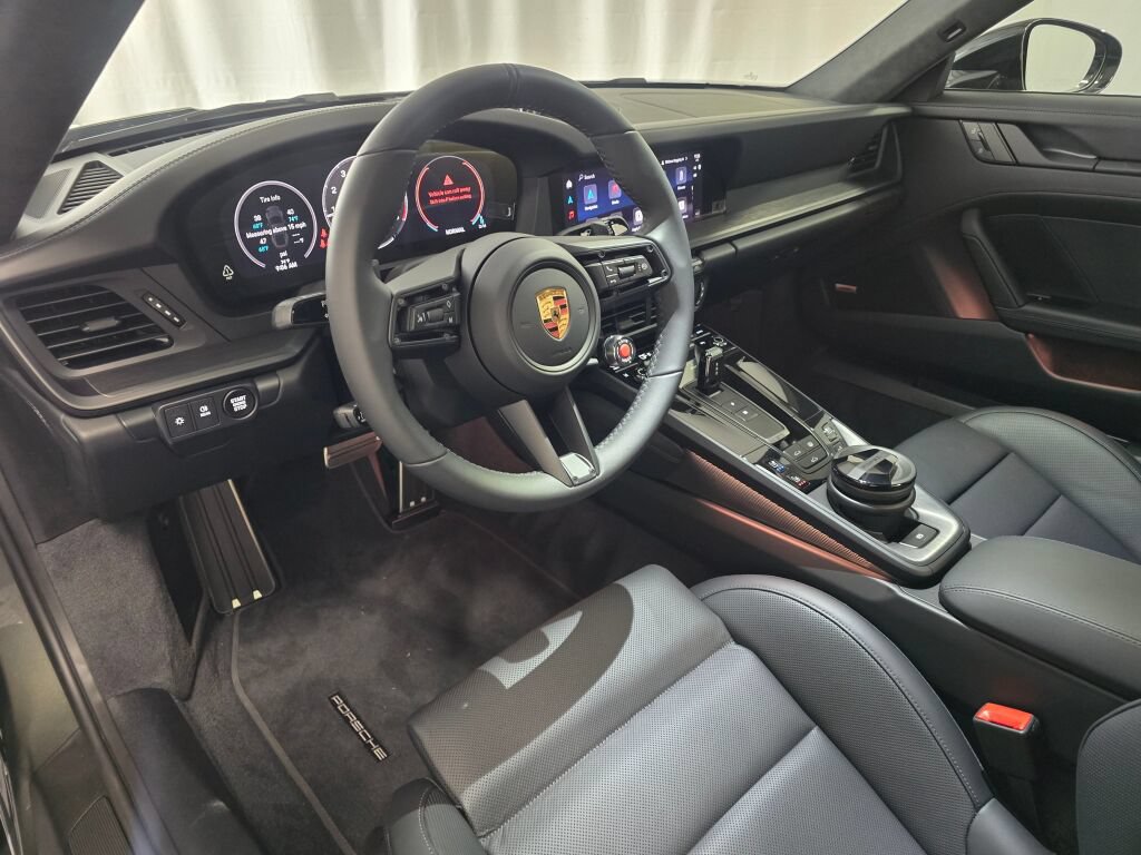 New 2026 Porsche 911 Carrera GTS RWD image 4