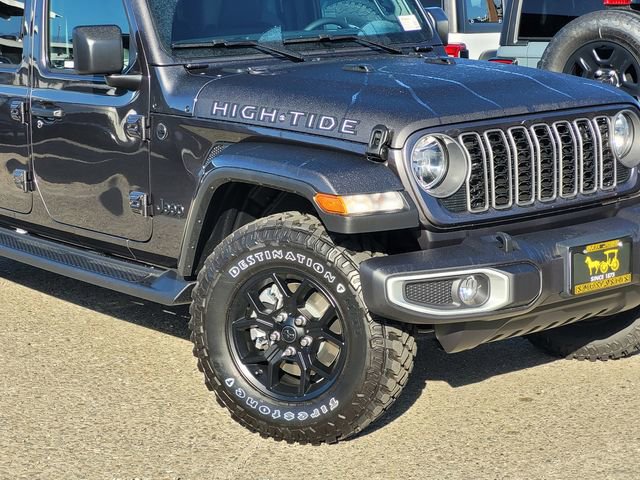 New 2025 Jeep Gladiator Sport image 3