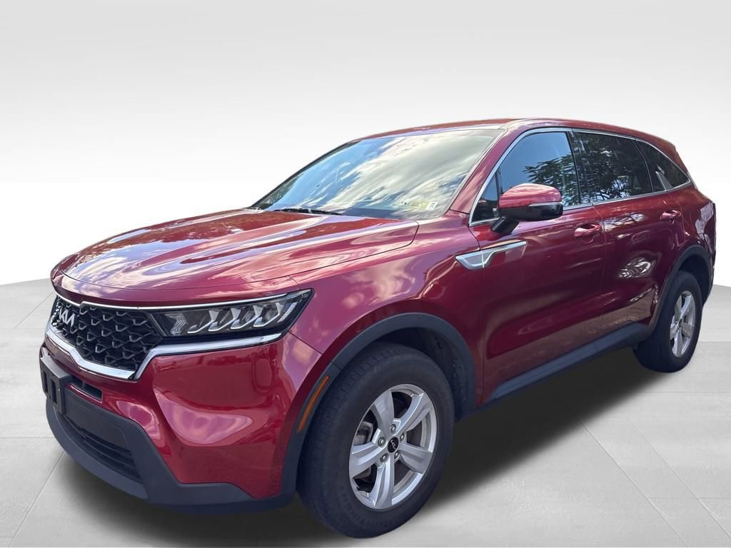 Used 2023 Kia Sorento LX image 11