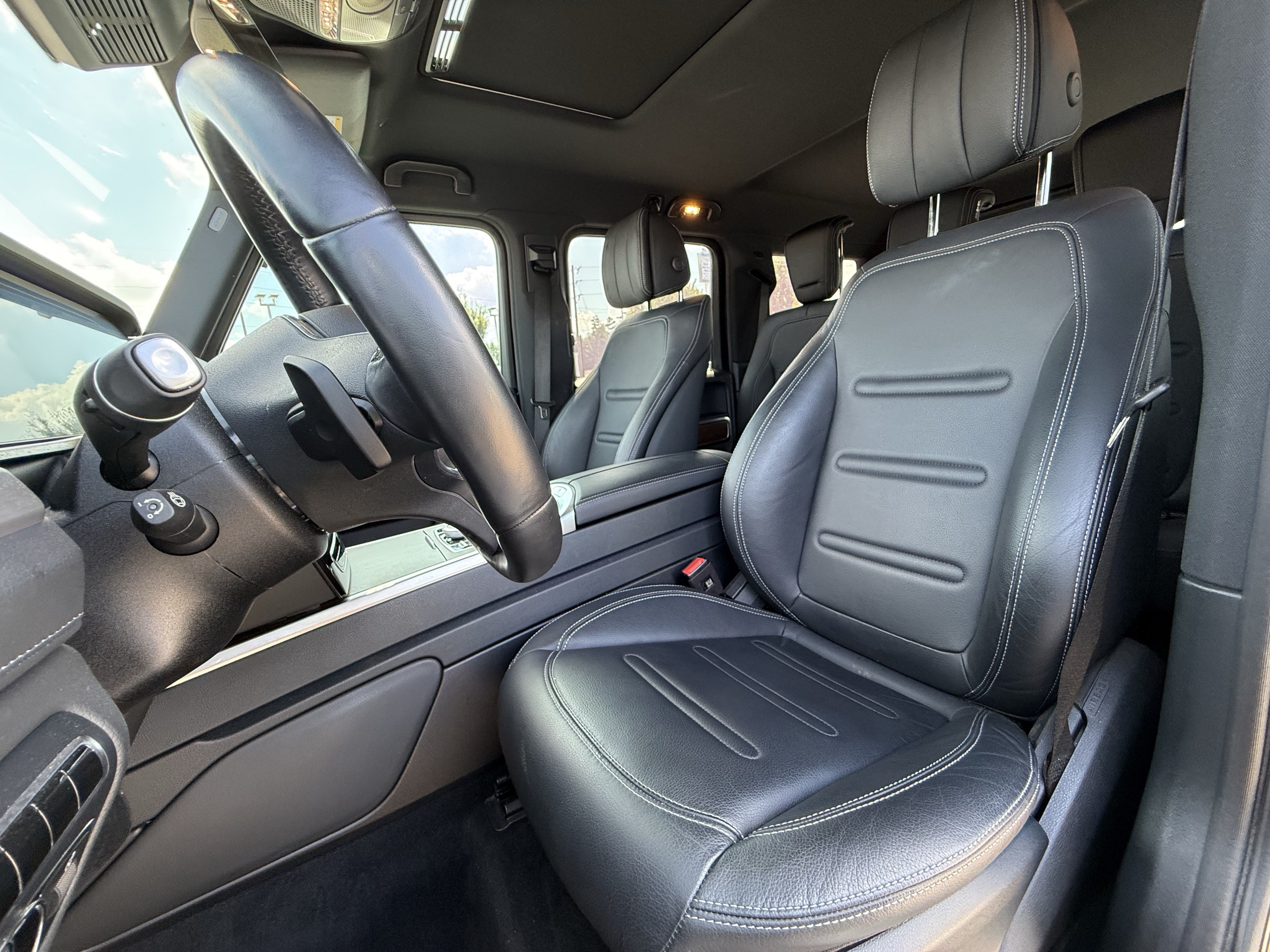 Used 2024 Mercedes-Benz G 550 image 16