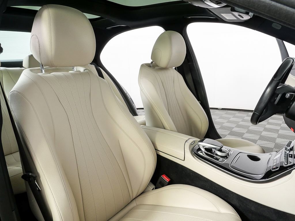 Used 2017 Mercedes-Benz E 300 image 23