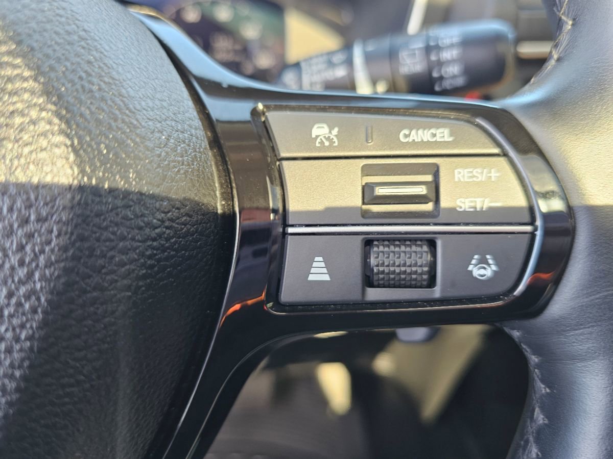 Used 2023 Honda Pilot Elite image 33